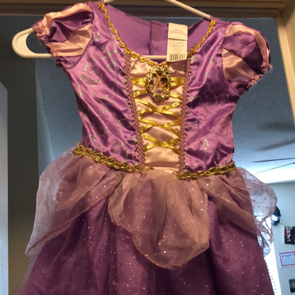 Rapunzel Disney dress - Picture 4 of 6
